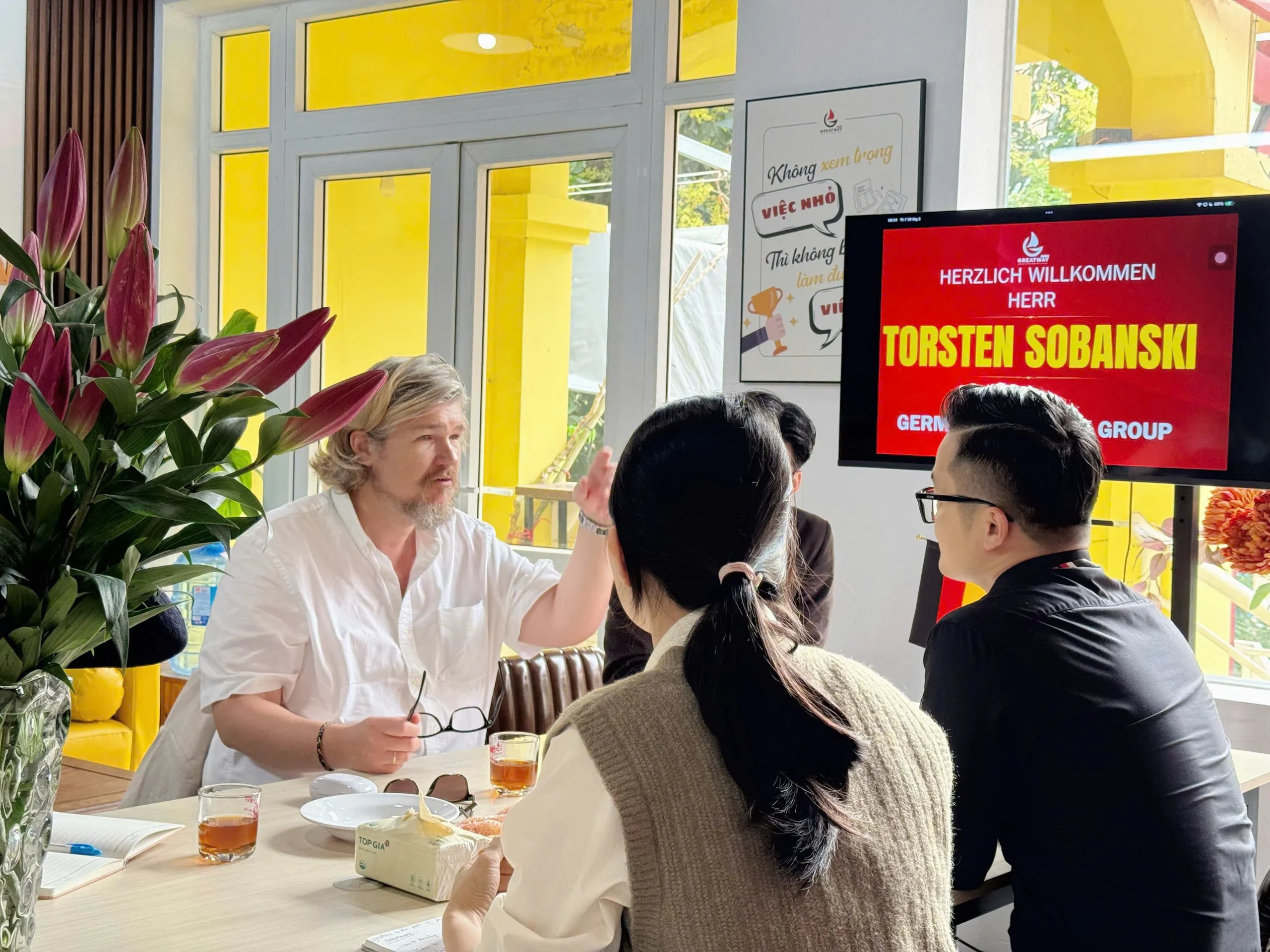 CEO TẬP ĐOÀN ĐỨC PHỎNG VẤN AZUBI VIỆT: CƠ HỘI DU HỌC NGHỀ 2026 NỞ RỘ